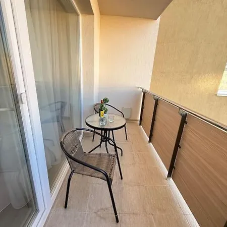 Appartement June's Urban *